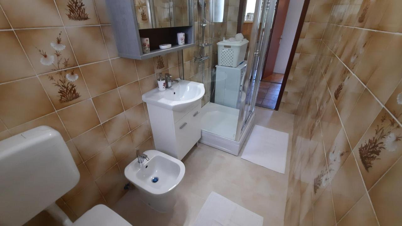 Apartma Bajc Secovlje Bagian luar foto